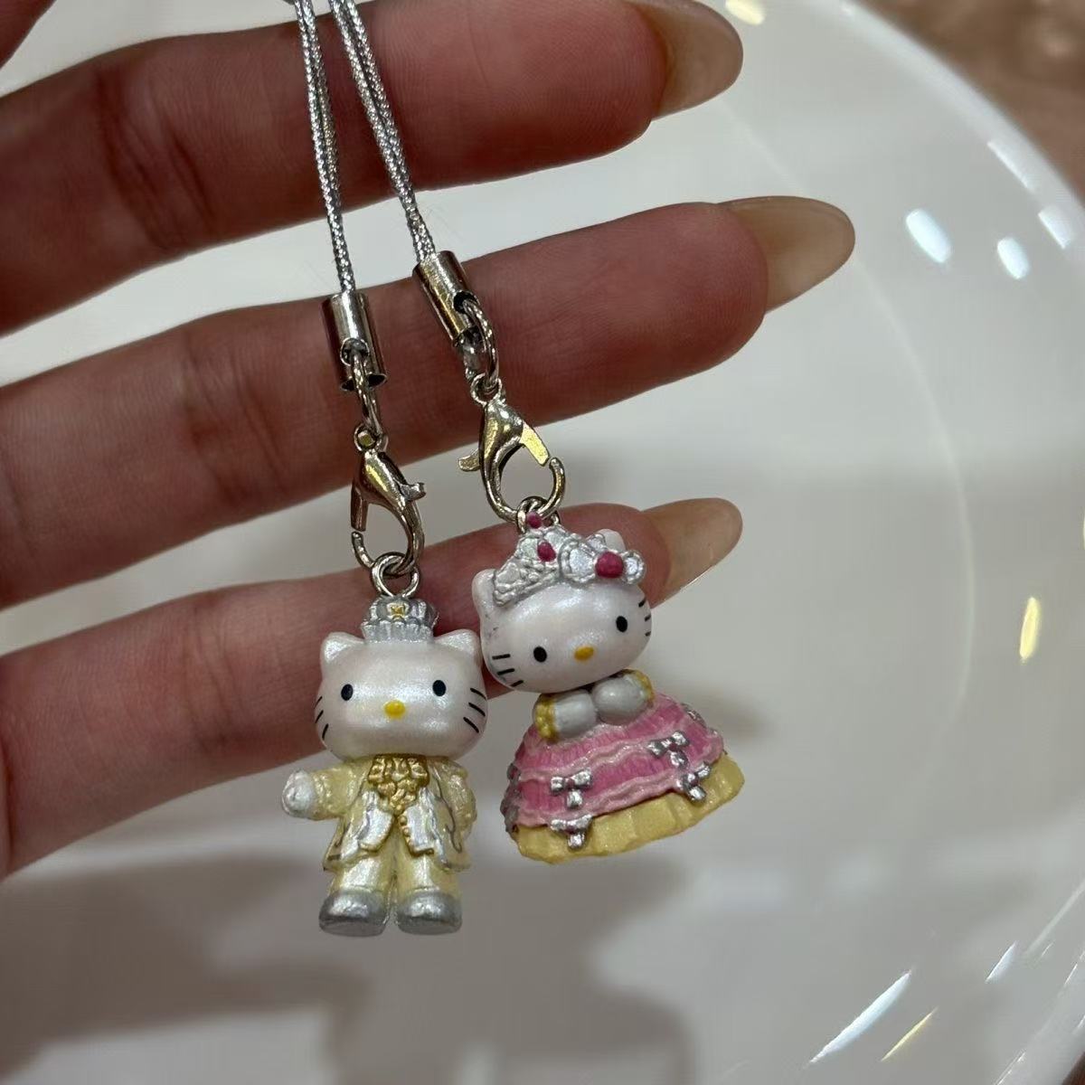 Kawaii Hello Kitty Wedding Dre - đánh giá và giá Event Suppliers