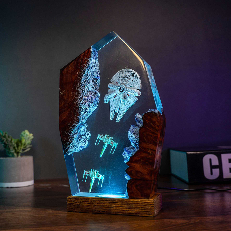 Table Resin Lamp Universe War  - đánh giá và giá Eve Party