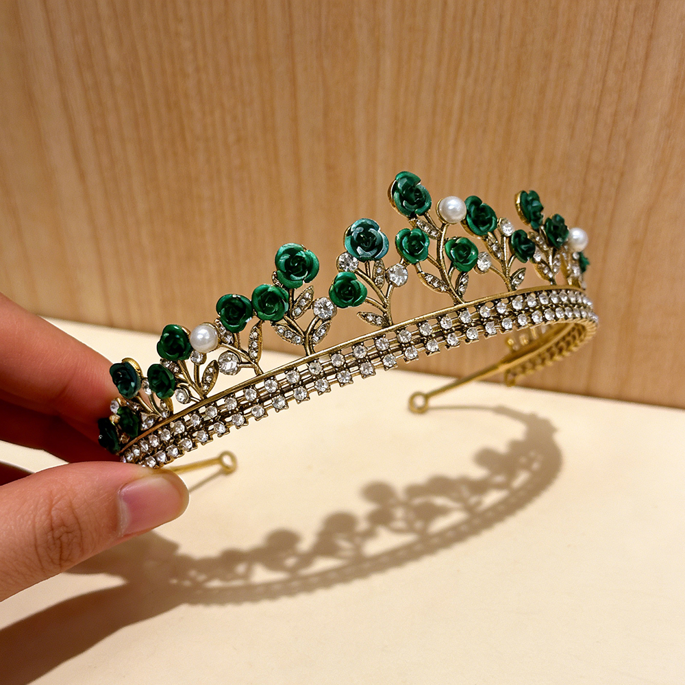 Baroque Crown Wedding Headwear - đánh giá và giá Event Suppliers