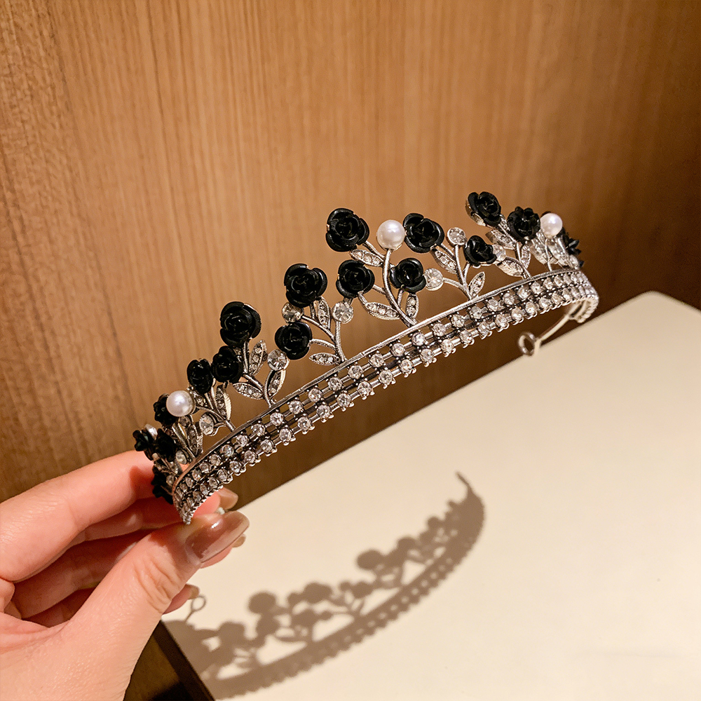 Baroque Crown Wedding Headwear - đánh giá và giá Event Suppliers